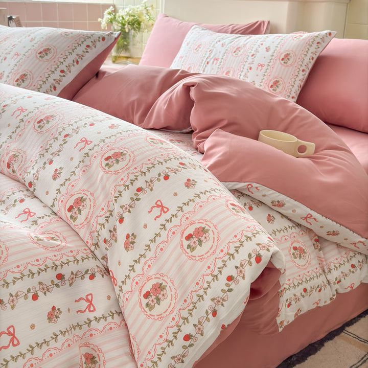 Playful Bear-Themed Bedding Set
