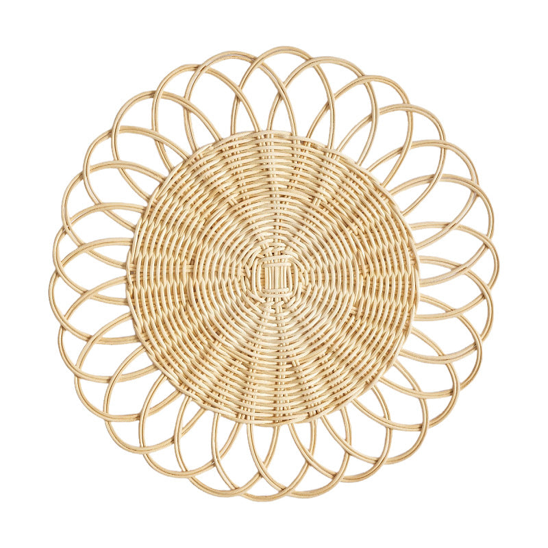 Decorative coaster made of woven rattan