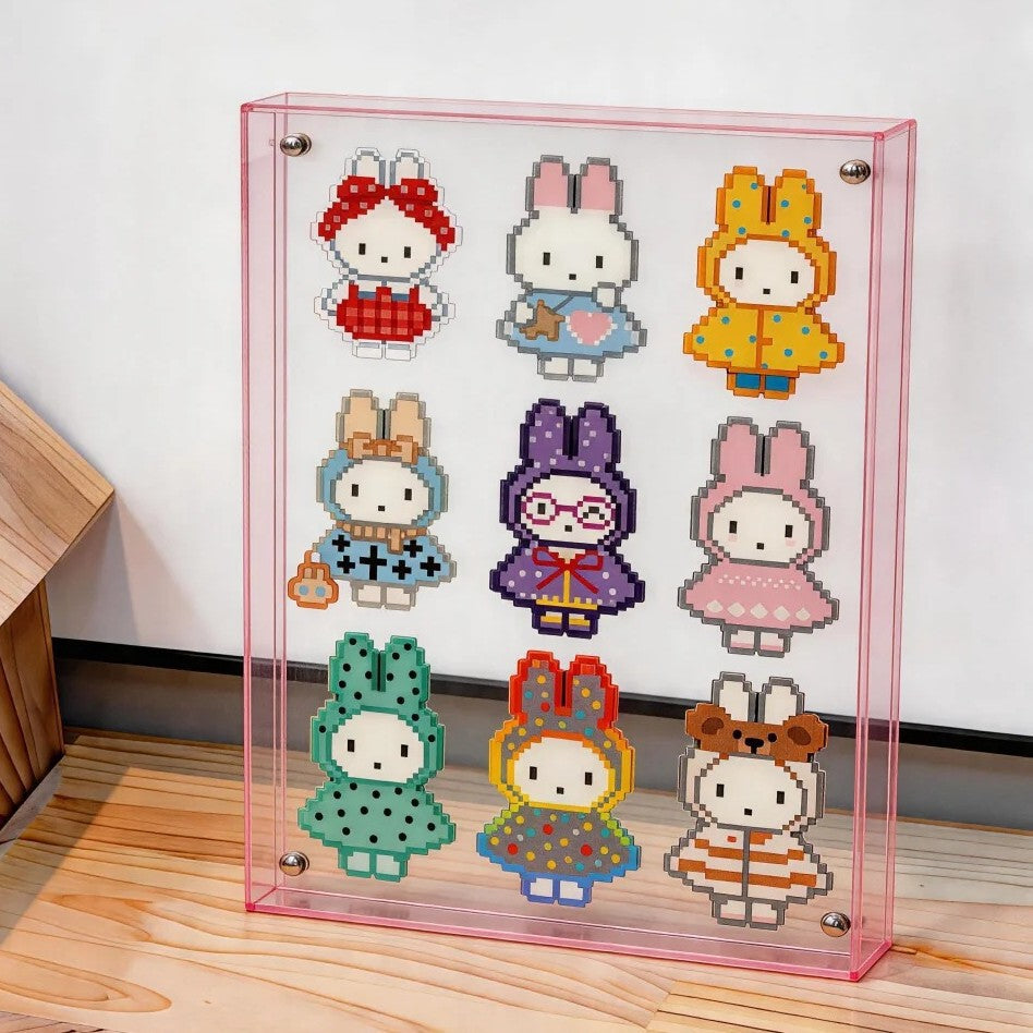 Artistic Display Frame for Home Decor