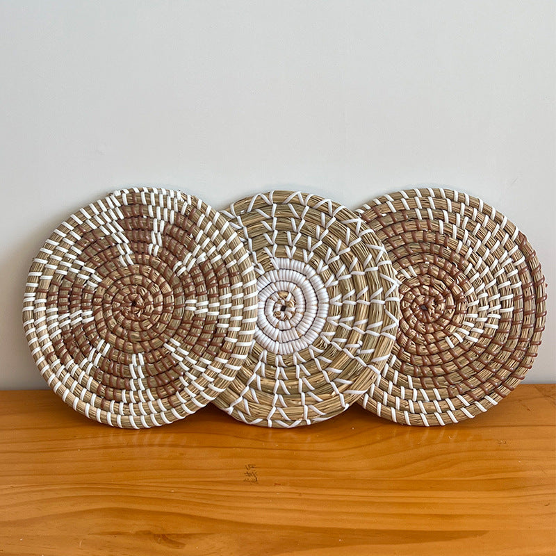 Handcrafted coaster made of natural fiber