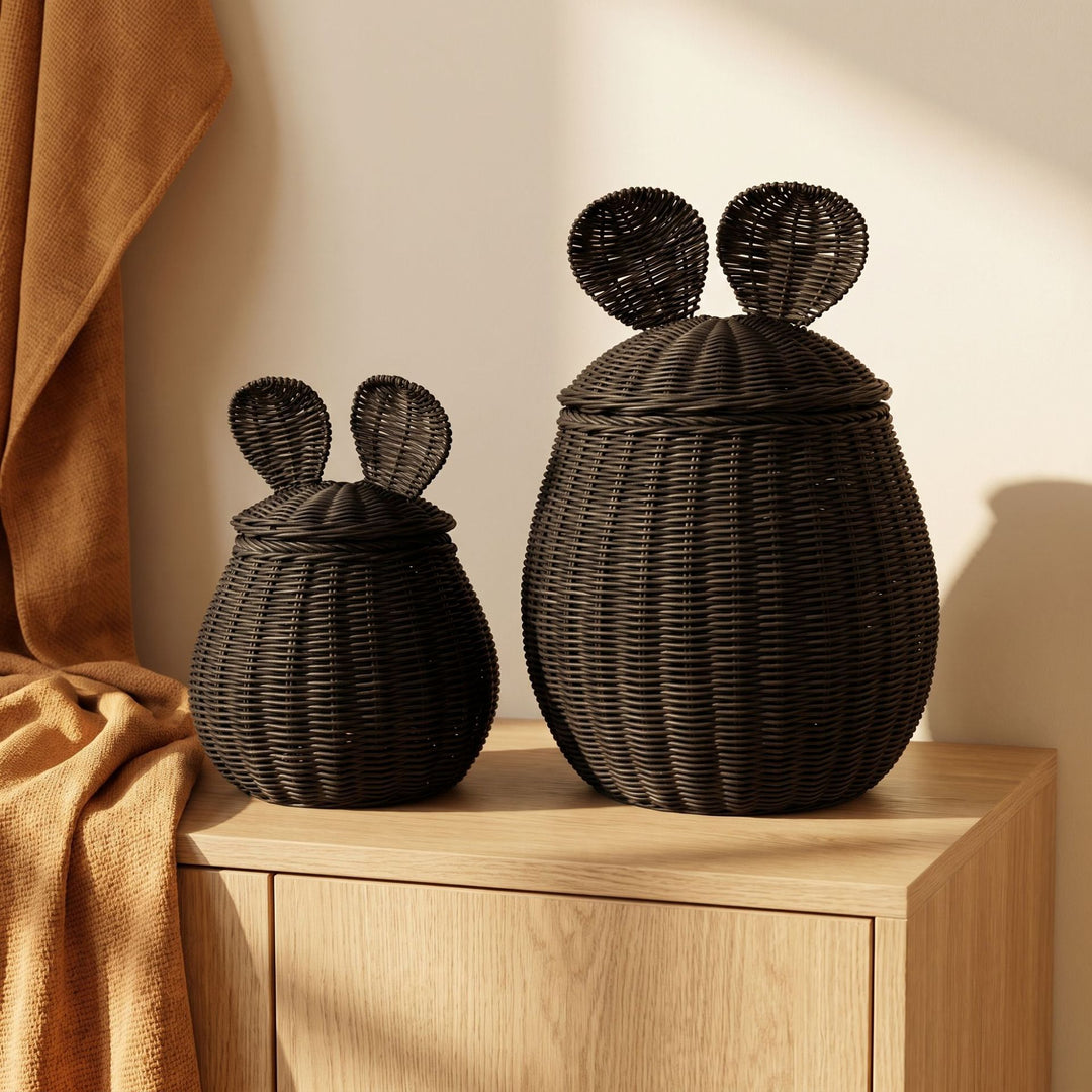 Playful storage basket with lid and ear design
