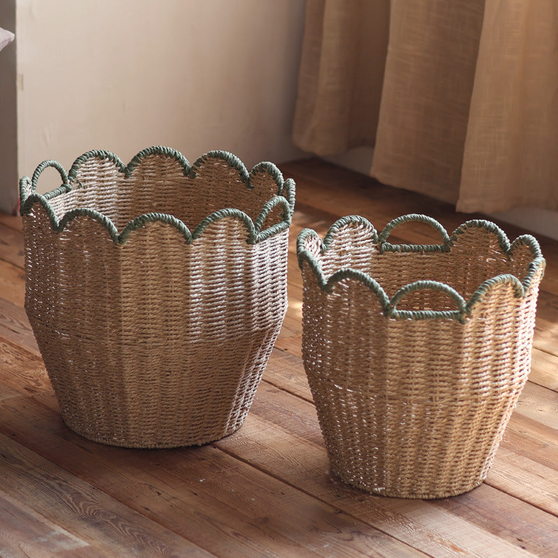 Stylish storage basket with wave edge