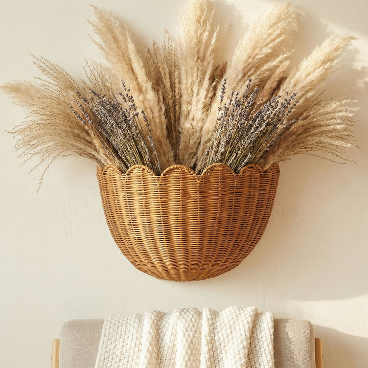 Wall basket for towels