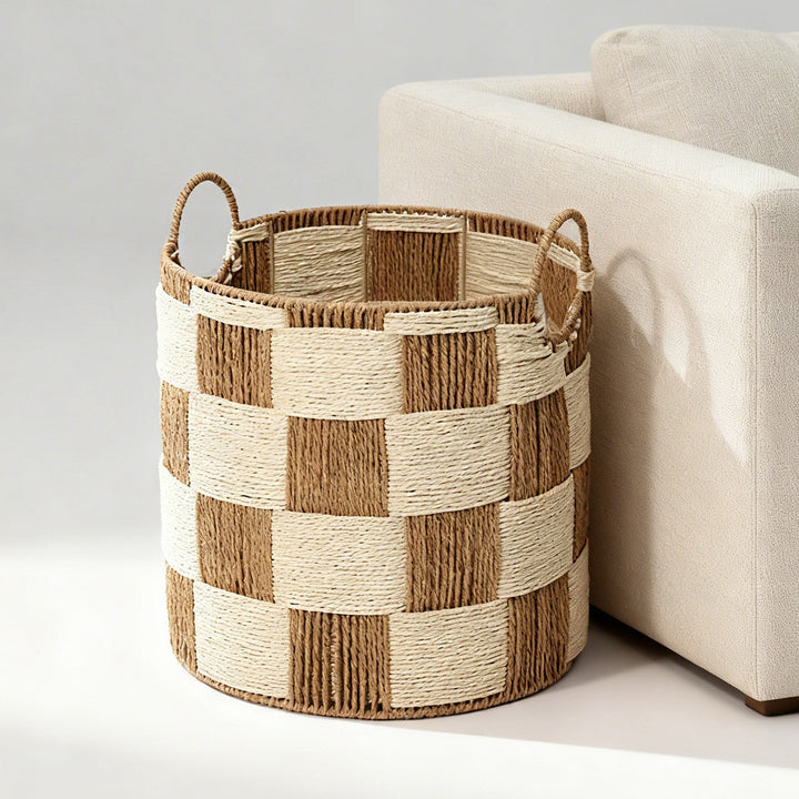 Storage basket with handles