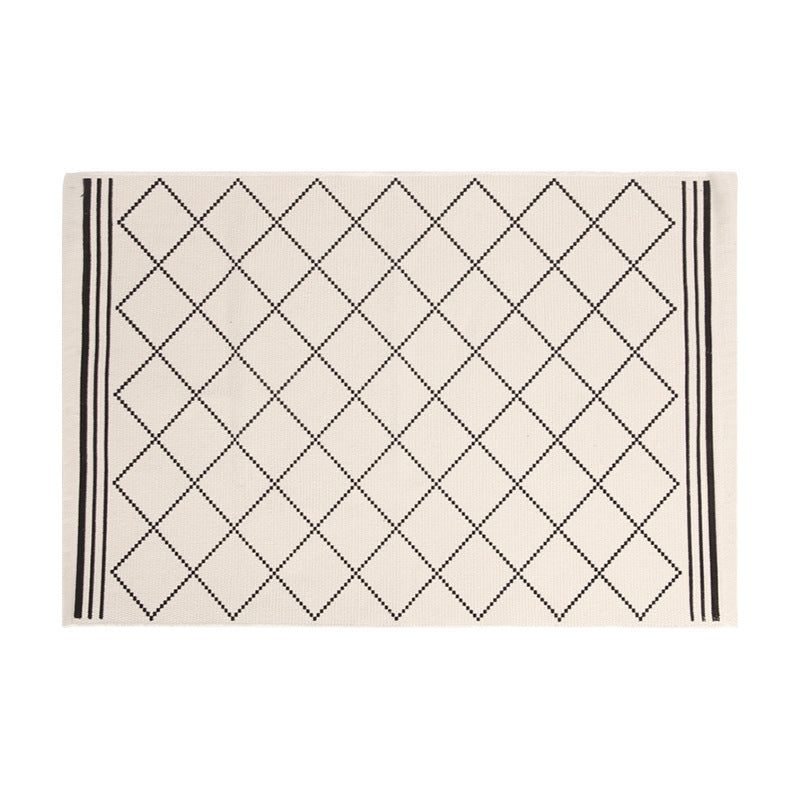 Living and entrance area mat with diamond pattern