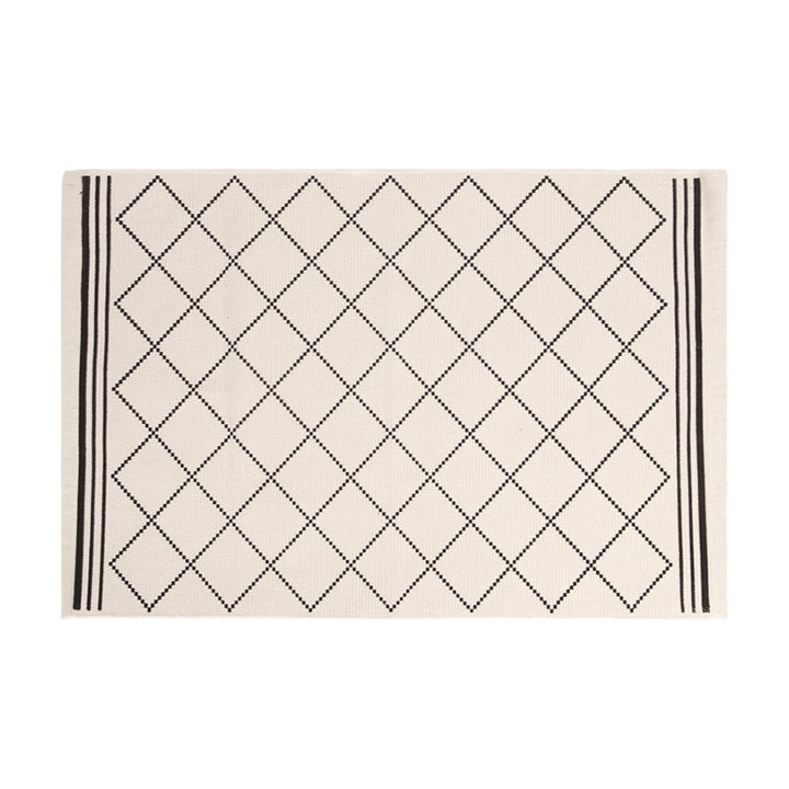 Living and entrance area mat with diamond pattern