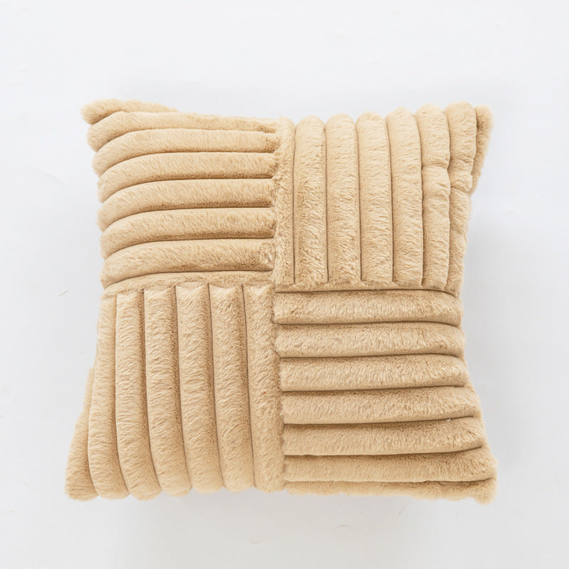 Geometric Patterned Throw Cushion