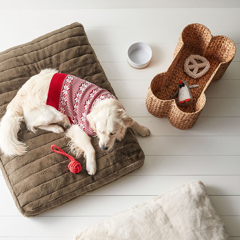 Decorative storage basket in bone design