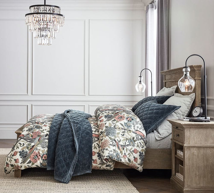 Luxurious lightweight quilted throws