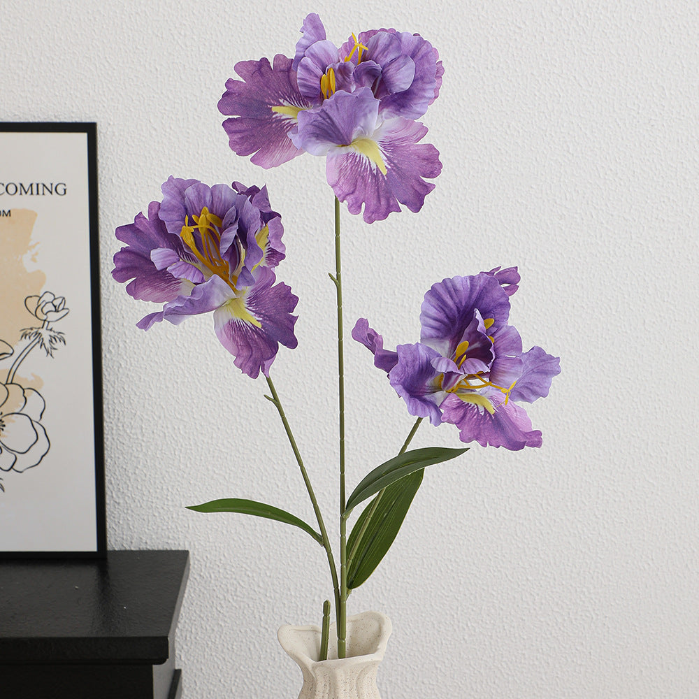 Artificial flower branch with lifelike details