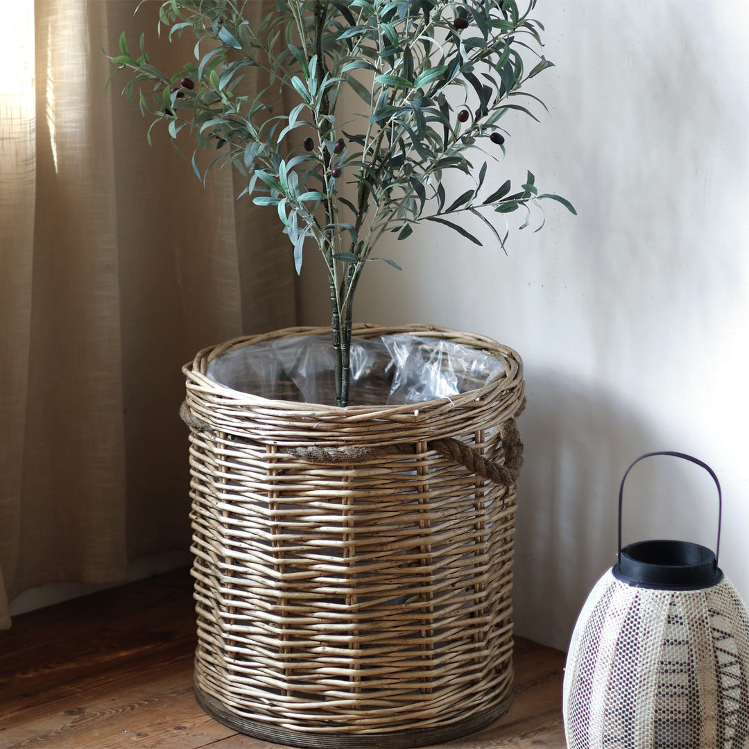 Storage basket