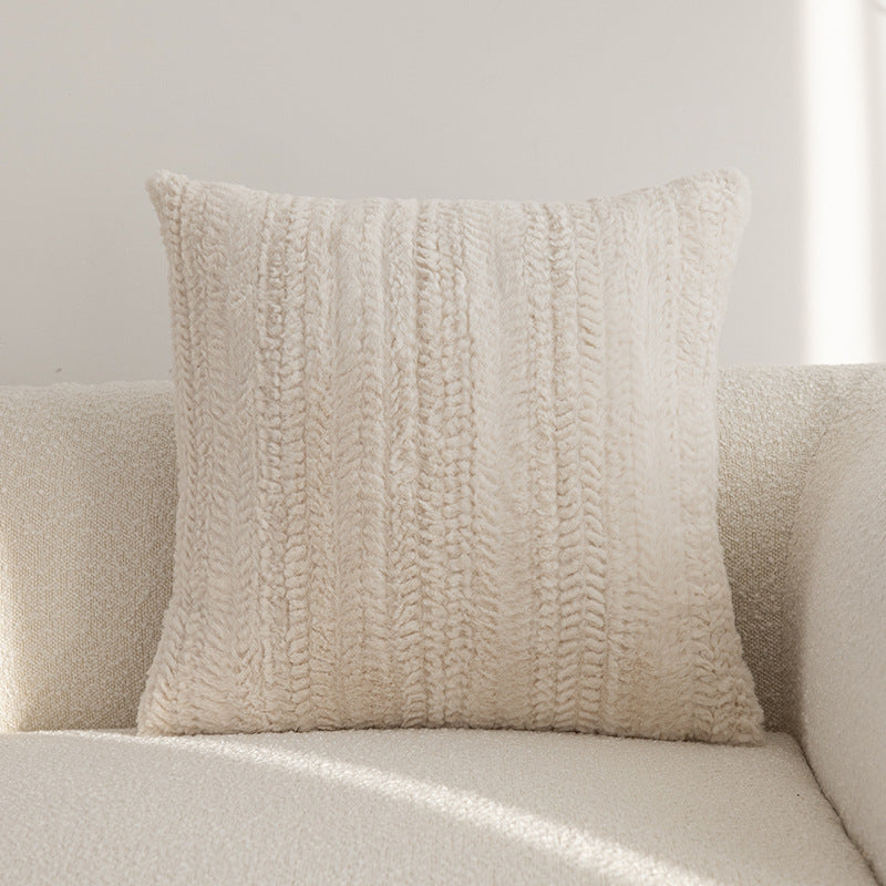 Geometric Patterned Throw Cushion
