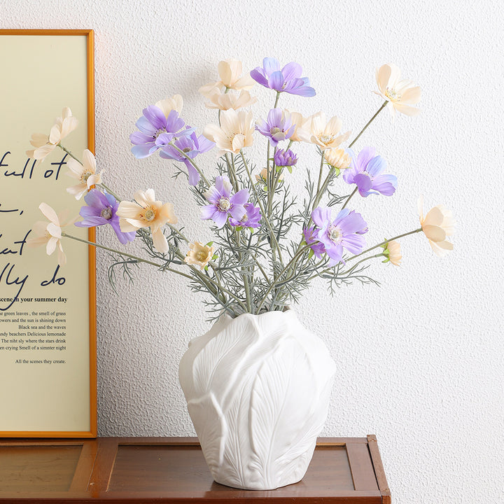Artificial flower stem with realistic details