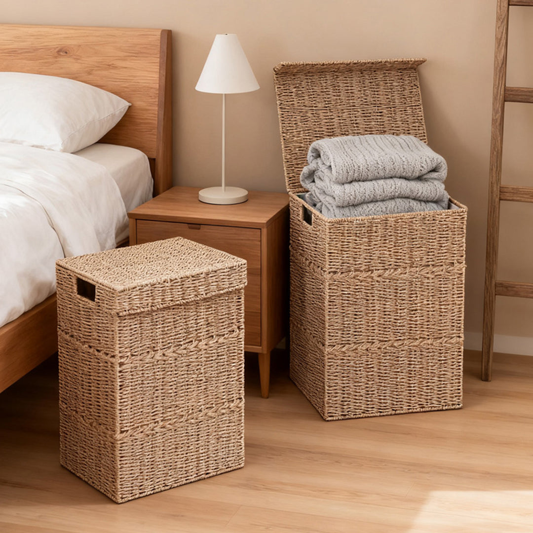 High-quality laundry basket with lid and natural weave