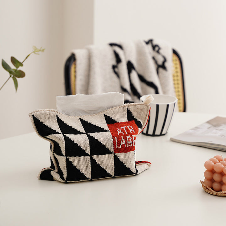 Knitted tissue box cover with geometric jacquard pattern and zipper