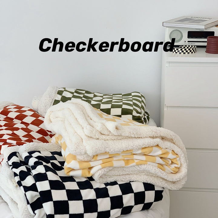 Decorative Reversible Flannel Throw Blanket Avarnia
