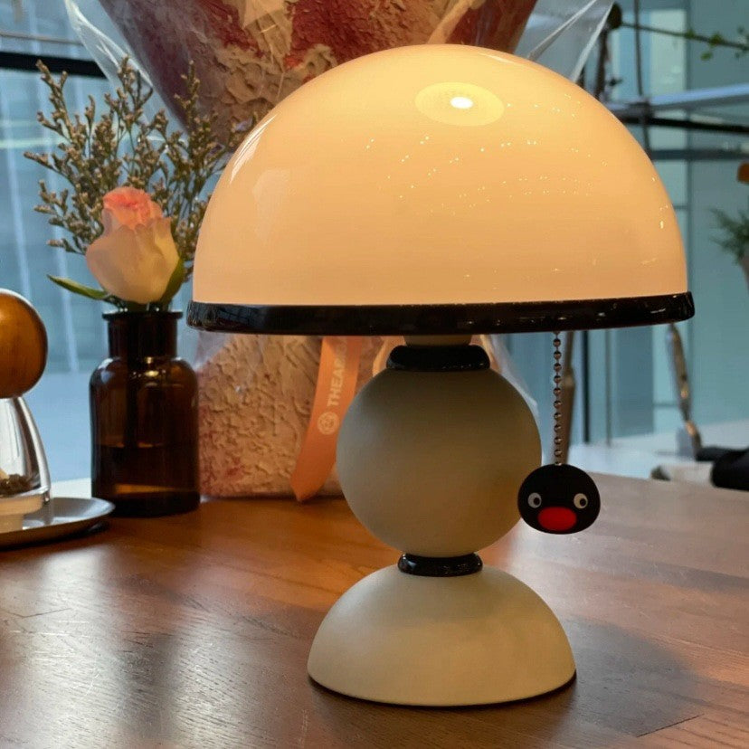 Playful decorative table lamp