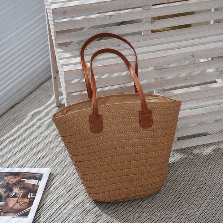 trendy beach bag