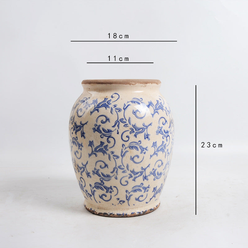 Decorative flower pot