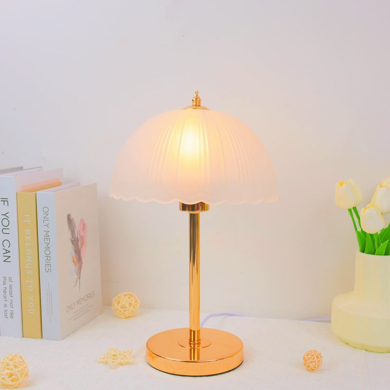 Modern decorative table lamp