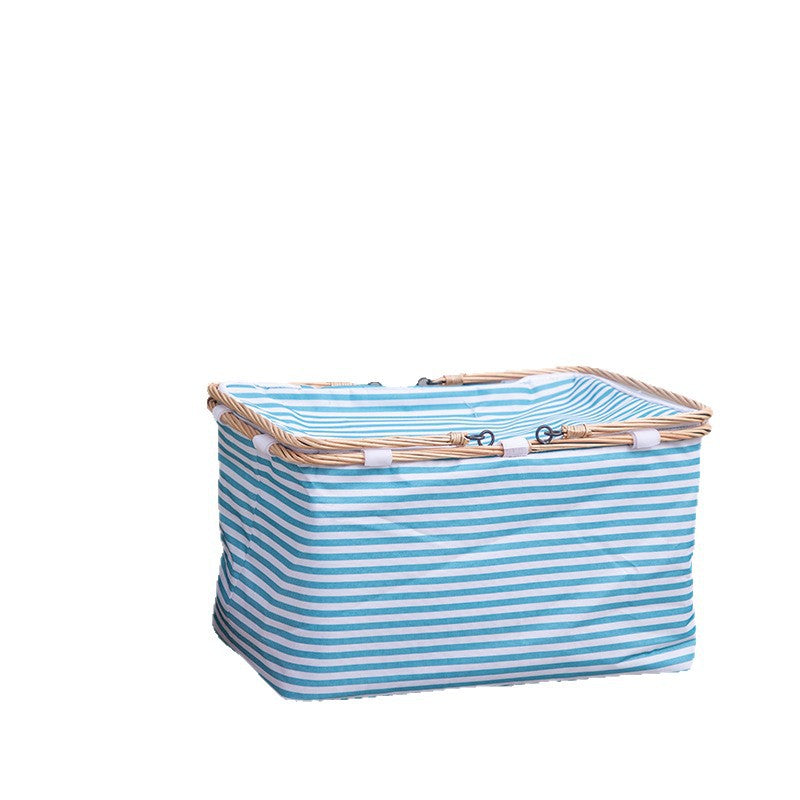Practical basket with zipper and sturdy design
