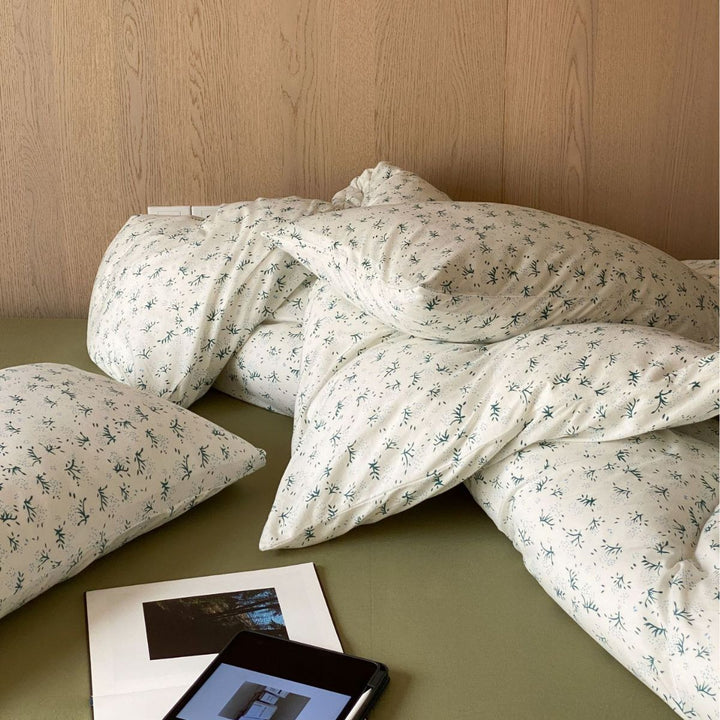 Decorative Eco-Friendly Bedding Set Avarnia