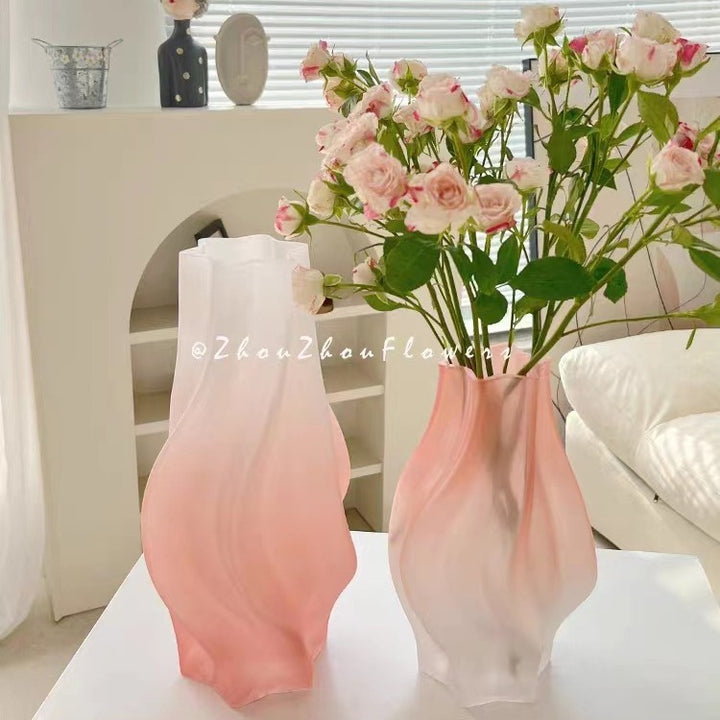 Elegant Flowing Design Vase