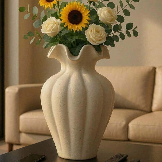 Decorative flower vase