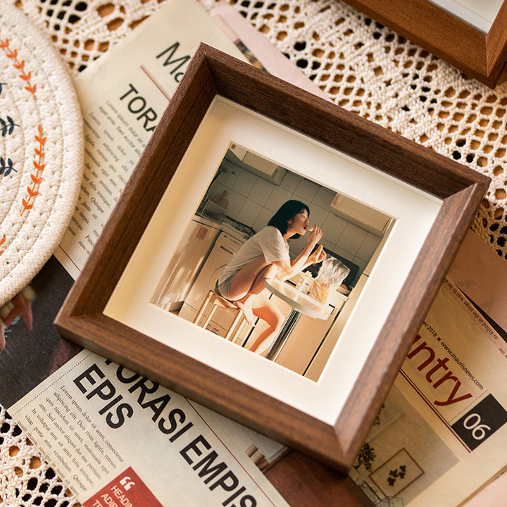 Modern Minimalist Photo Frame
