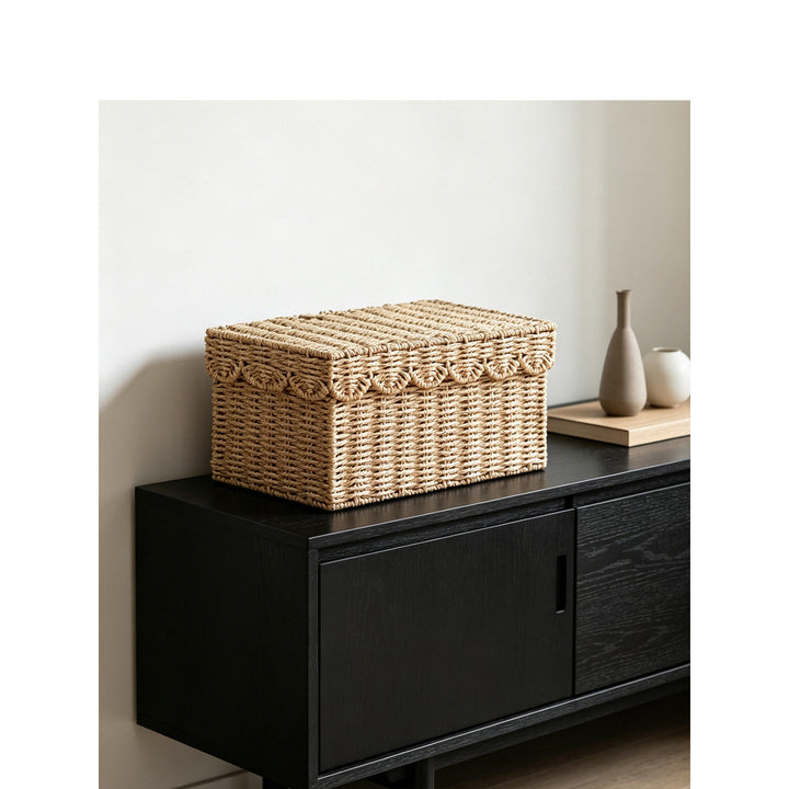 Basket with lid