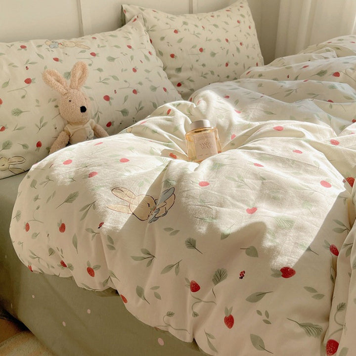 Decorative Floral Patterned Bedding Set Avarnia