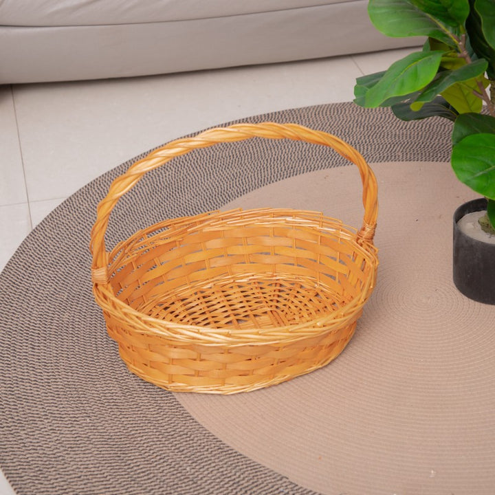 Handcrafted basket with practical handle