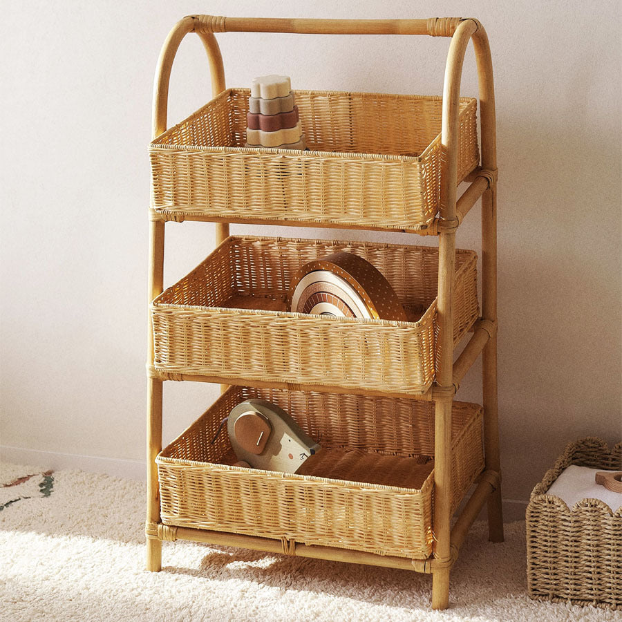 Multifunctional shelf with woven baskets