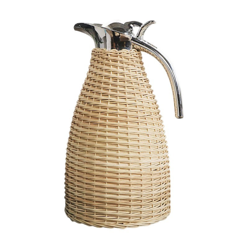 Stylish water carafe with woven design
