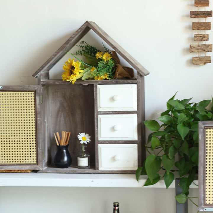 Decorative bookshelf