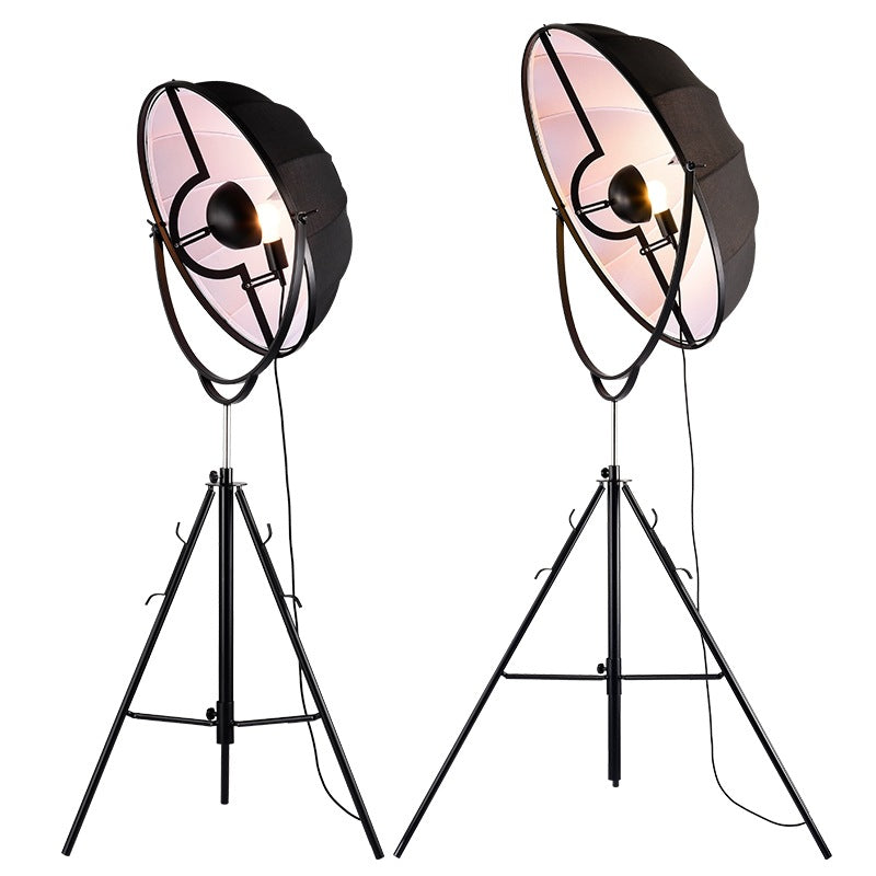 Modern adjustable floor lamp