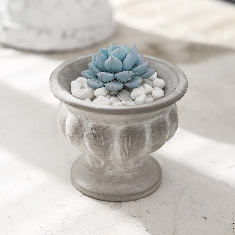 Decorative plant pot