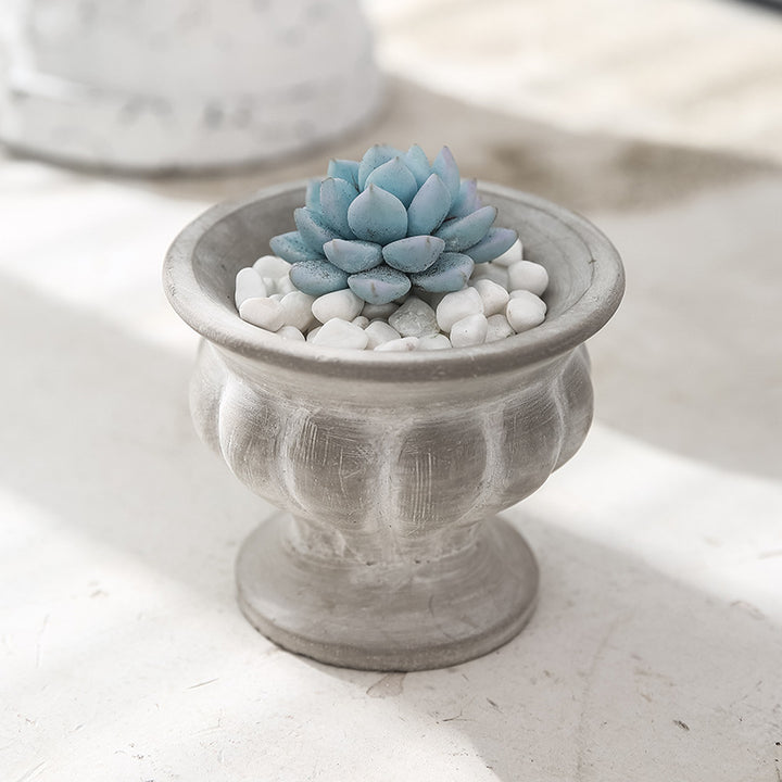 Decorative plant pot