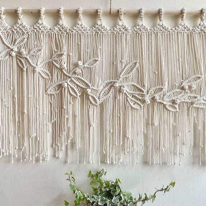 Macrame Leaf Wall Tapestry with Decorative Fringes