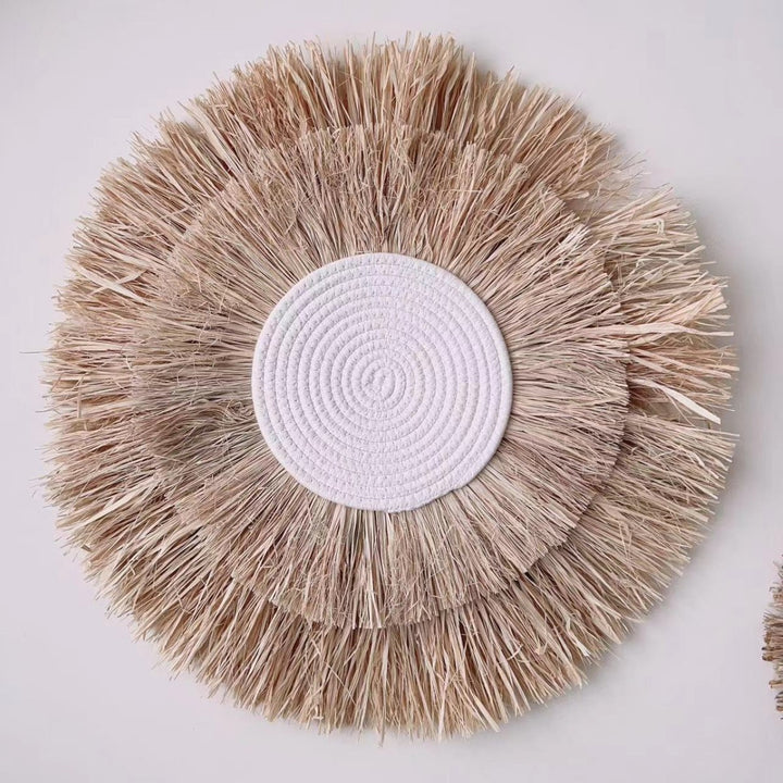 Decorative wall decoration with synthetic fiber and wooden beads