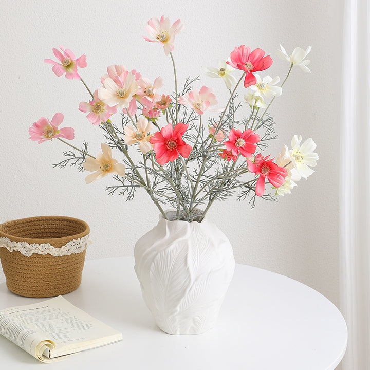 Artificial flower stem with realistic details