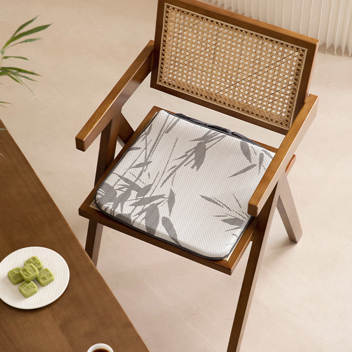Padded seat cushion with ergonomic foam core and breathable mesh cover