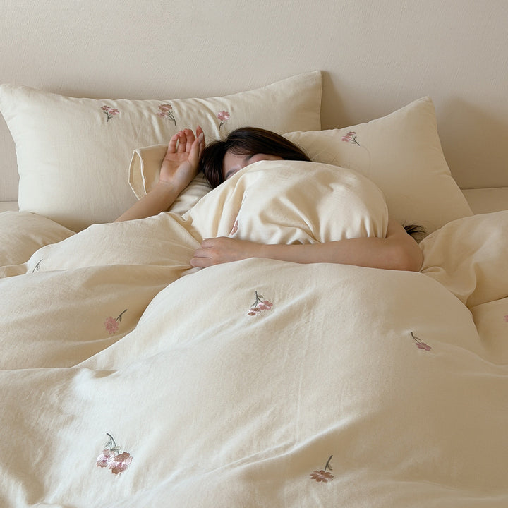 Floral Embroidered Duvet Cover Set Avarnia