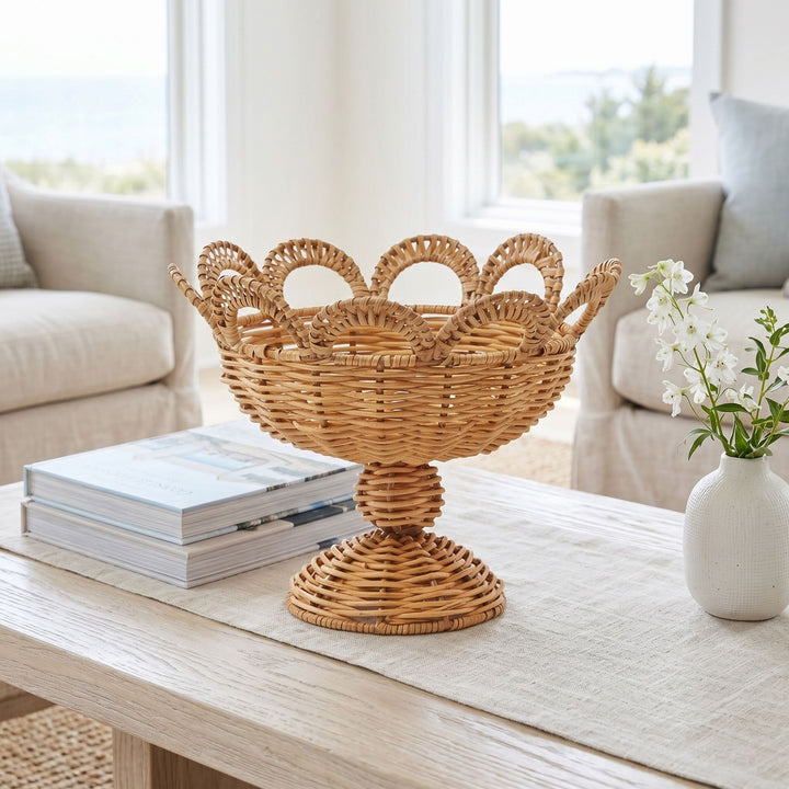 Elegant round decorative basket in floral design