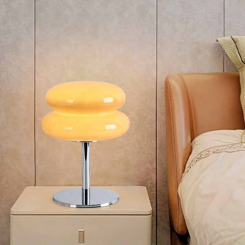 Decorative table lamp