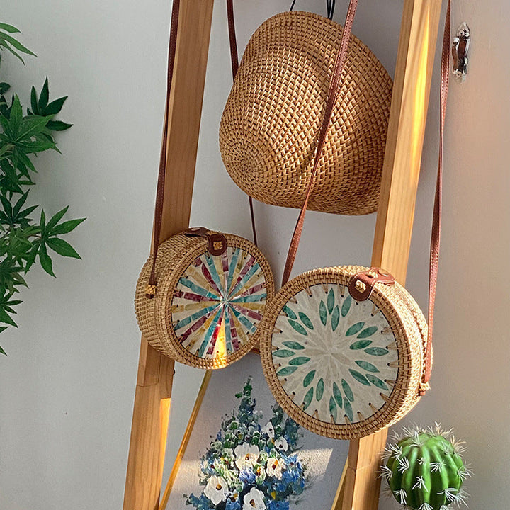 Round Bast-Handbag