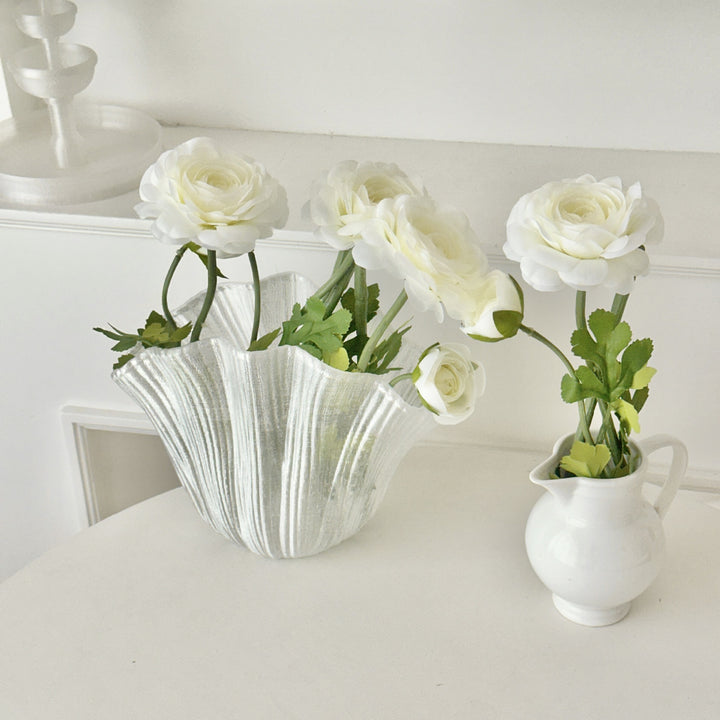 Lifelike Artificial Ranunculus Stem