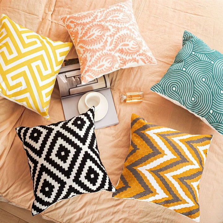 Chevron Pattern Decorative Throw Pillow