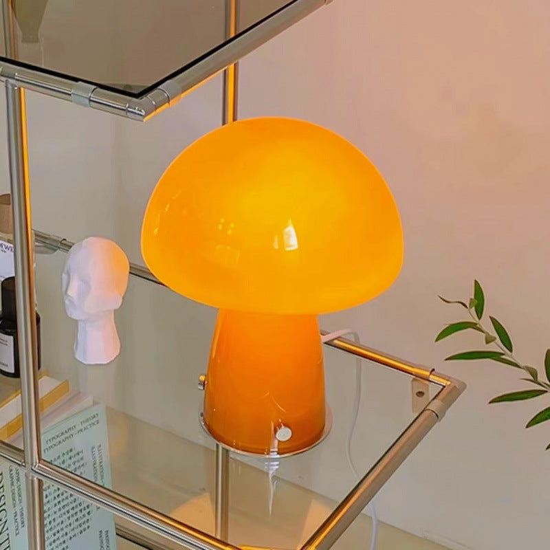 Decorative table lamp
