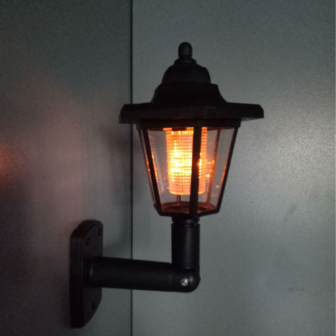 Wall-mounted Vintage Lantern Flame Effect LED Outdoor Wall Light